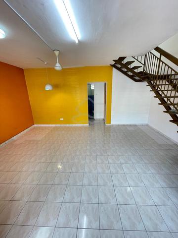Bandar Saujana Putra Jenjarom SP2 Teres 2 Tingkat Untuk Dijual 1