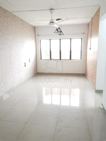 Taman Flora Heights 1