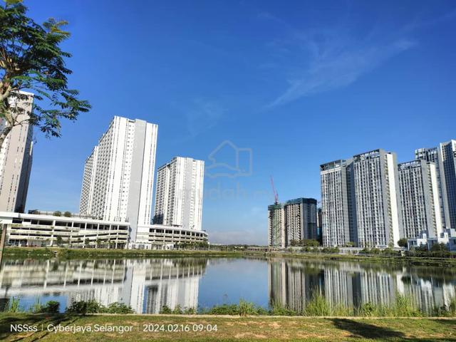 Lakefront Homes @ Cyberjaya 1