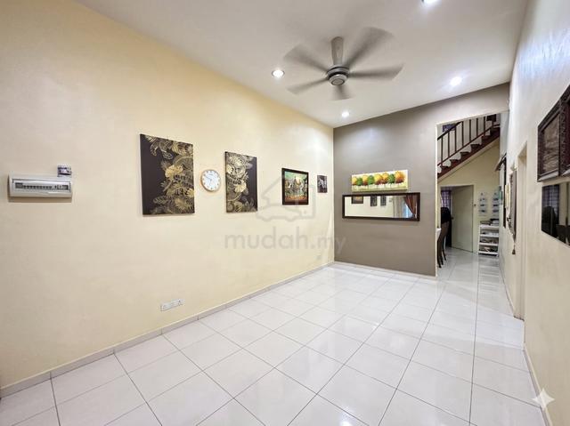 ( Freehold 4 Bilik ) Dekat Mydin Jasin / Taman Asia Selatan 1