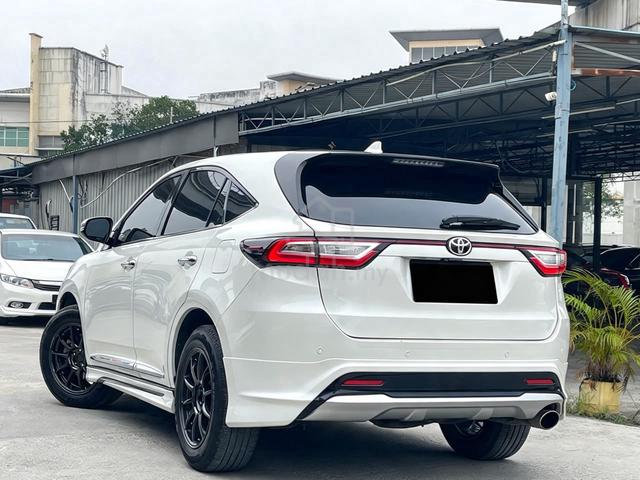 2019 Toyota HARRIER 2.0 PREMIUM SUNROOF 360 CAMERA - 2