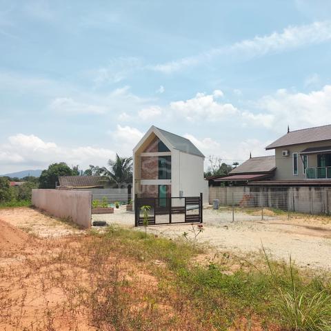 FREE TINY BUNGALOW & SWIMMING POOL Tanah Luas Chengal Lempung 1