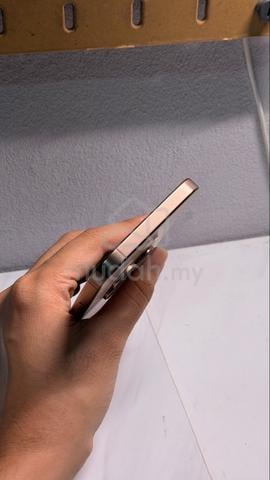 iPhone 16 Pro Max 512GB - photo 6 of 6