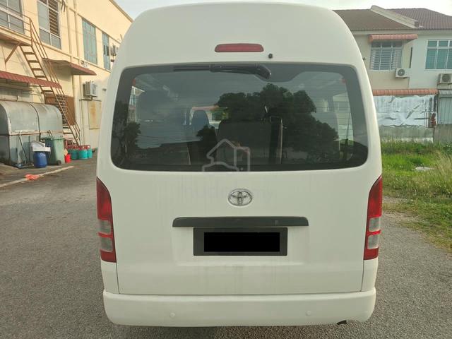 2014 Toyota Hiace High Roof Window Van 2.7 (P) - 5