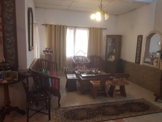 SS1 PJ Bungalow house  1