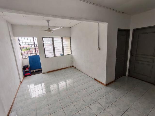 Mutiara Jaya Flat (Simpang Ampat) 1