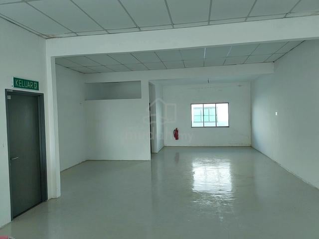 UNTUK DISEWA – RUMAH KEDAI (TINGKAT 1) Di DUYONG, MELAKA 1