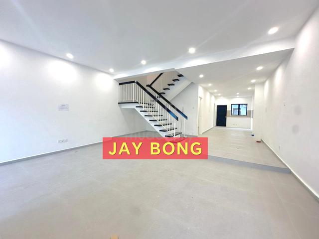 Taman Riang New Renovated 2 Storey Terrace Butterworth *For Sale* 1
