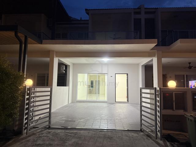 Villa Raintree Park-1 2-Storey Terraced House For Rent 1