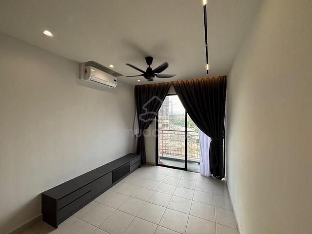 Residensi Max 1