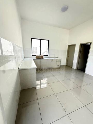 Robin Rimbayu 2Storey House-Move In Condition 1
