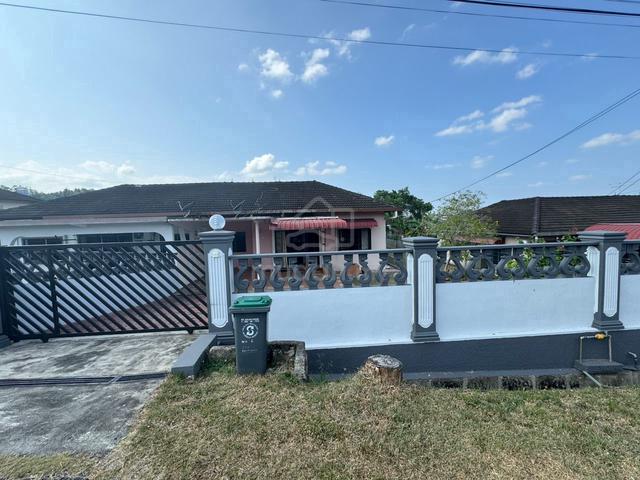 Single Storey Semi Detached House Taman Sunrise Kluang Renovated Unit 1