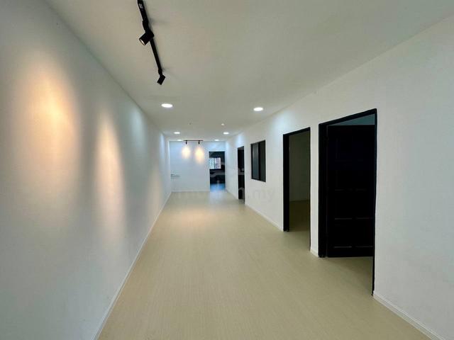 Ulu Tiram Taman Mutiara Single Storey House 3+1Beds Kitchen Extended 2