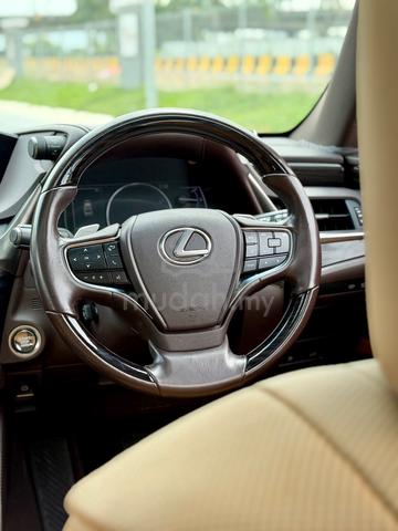 2019 Lexus ES250 LUXURY 2.5L (Car King) - 5