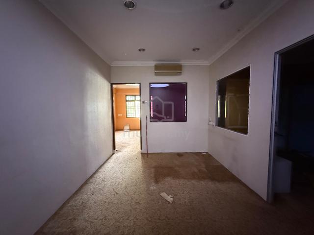 Taman Perling @ JB Double Storey Big Corner Shoplot Fully Renovation 5