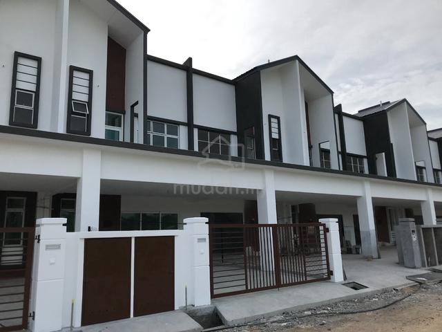 Freehold Mcl Double Storey Town near kota Melaka Limbongan Klebang 1