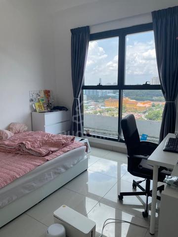 Luxury Low Density Female Medium Room at Glomac Centro 1