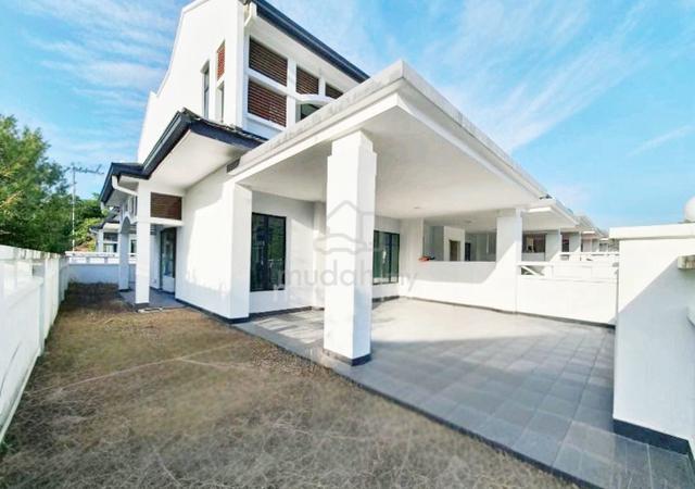 Cheapest !! Full Loan 30x70 Endlot 2Storey House Eco Majestic Semenyih 1