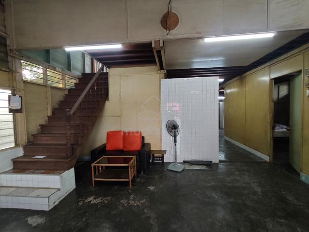 Rumah Kampung  1