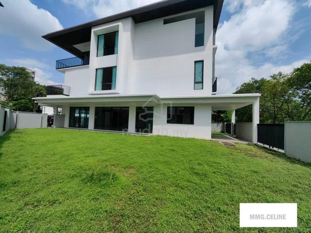 Setia alam shah alam 3 storey corner house freehold with gated guard 1