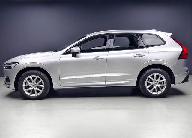 Ori 2018 Volvo XC60 2.0 T5 FACELIFT (A) - 5