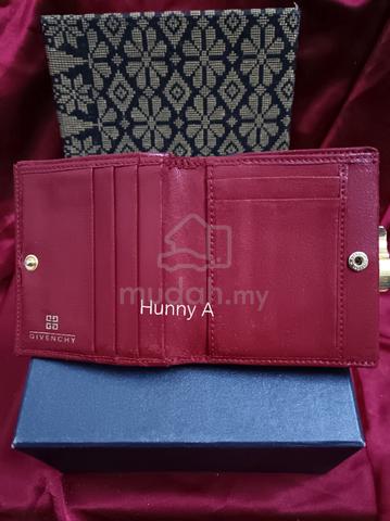 Carousel Image