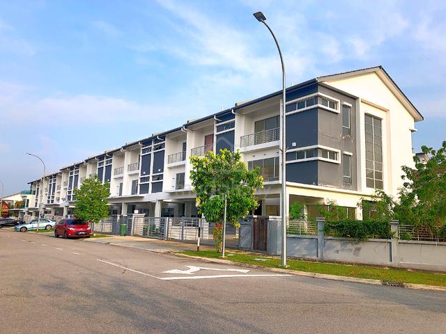 Tropicana Heights Fairfield Residence 3Sty 24x70 Full Loan Kajang 1