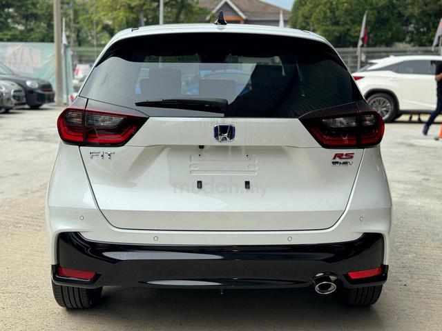 Japan Unreg - 2022 Honda FIT 1.5 RS E-HEV AUTO - 3