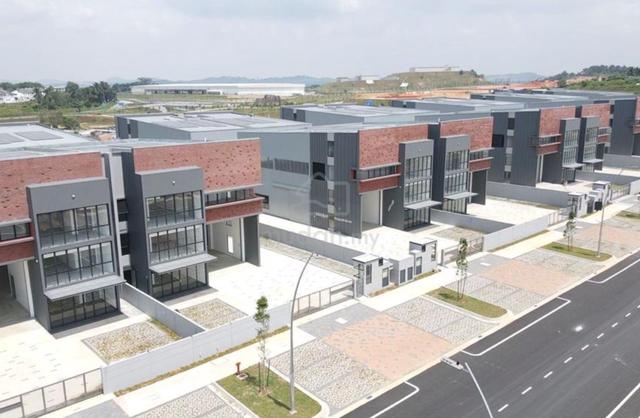 [LARGEST 97'x201' SEMI D] 2 Storey Factory near Skudai Johor Bahru 1