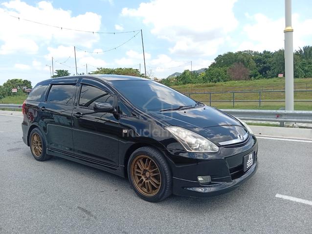 2013 Toyota WISH 1.8 G ZGE20G FACELIFT (A) - 1