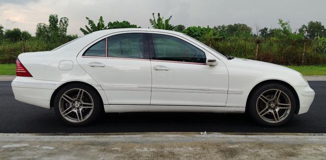 Mercedes Benz C200K 2009 (W203) - 5