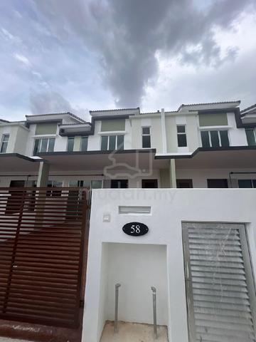 Primrose 2 Storey Terrace House Saujana KLIA
for sale 1