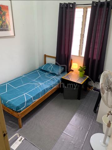 Bilik sewa murah single Damansara KL 1