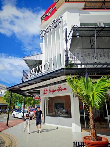 Gaya Street Hot Spot | Tourist Attraction 1