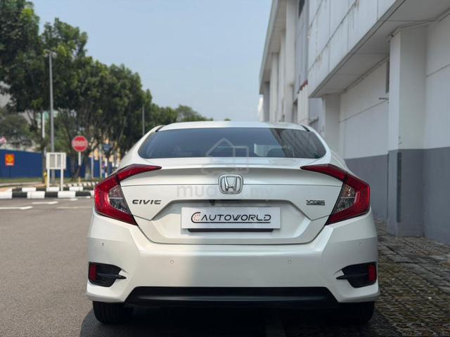 2018 Honda CIVIC 1.5 TC-P Premium Spec Low Mileage - 5