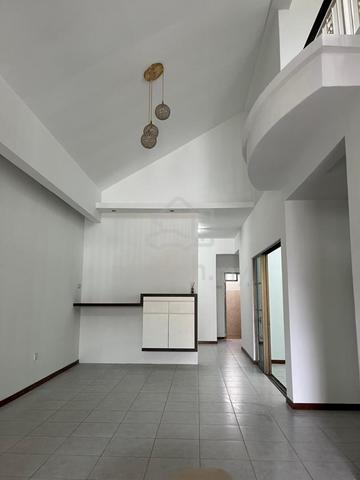 Taman Bukit Impian, Impian Emas, 1sty Terrace, Partly Renovated 1