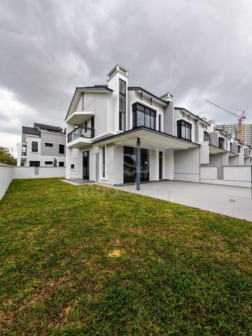 Eco Cascadia brand-new corner house for sale 1