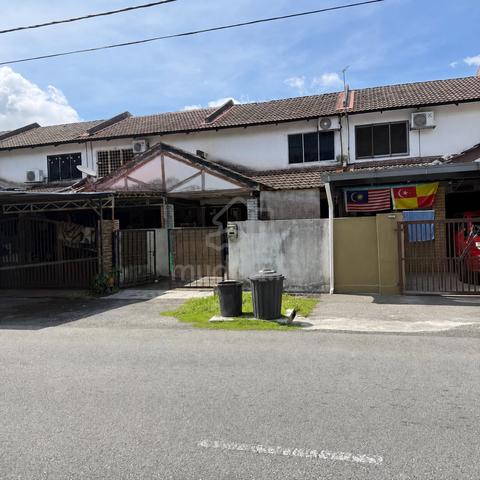 Taman Kantan Permai Double Storey, Kajang Selangor 1