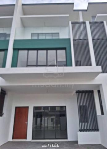 Taman Teluk Pulai Klang 2.5 Storey 19x73 5r5b Balcony Freehold Sale 1