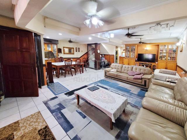 SIZE BESAR FACING OPEN 2Sty Terrace House, Desa Ixora, Kota Damansara 1