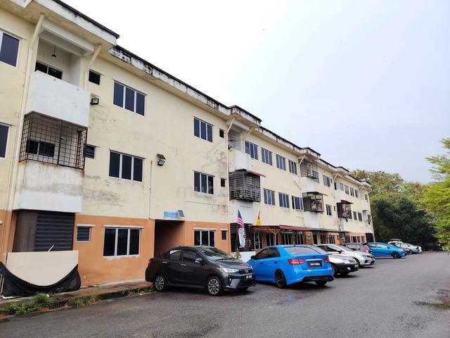 Apartment Taman College Heights, Sikamat 1