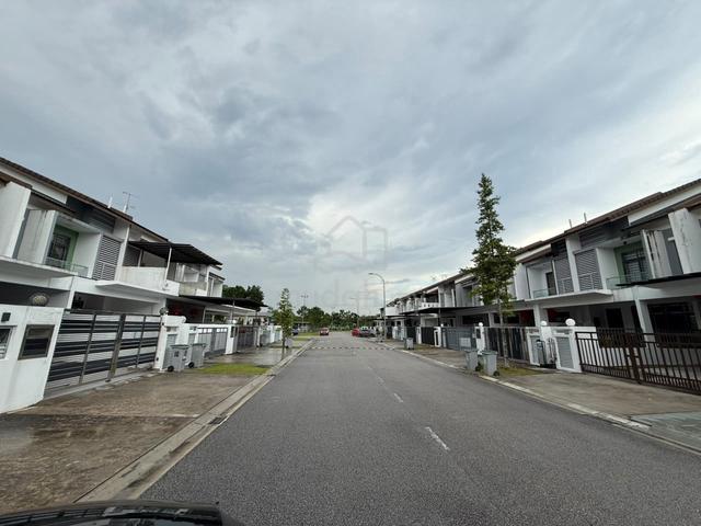 Taman Serimbun Iskandar Puteri Johor Bahru 1