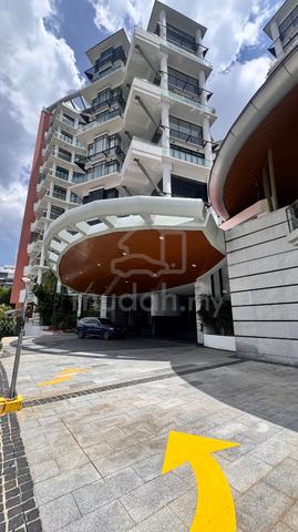 Gallery U-Thant 1