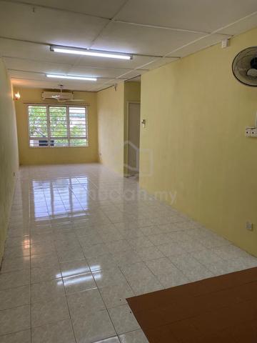 Dahlia Apartment (Taman Bunga Raya) 1