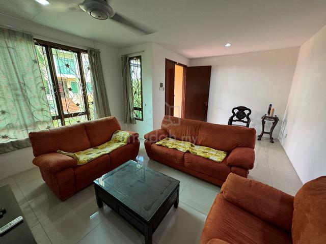 CORNER !! FREEHOLD !! 3 STOREY CASA VILLA Semabok Bandar Hilir Melaka 1
