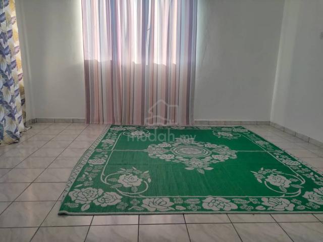 Bilik Sewa (Master room) 1