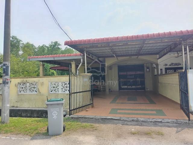 Johor Muar Freehold Semi-Detached House For Sale 1