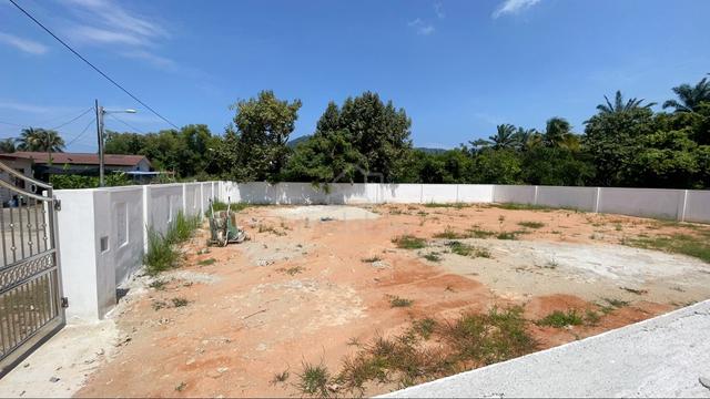 Tanah untuk dijual, Pundut, Lumut Perak 1