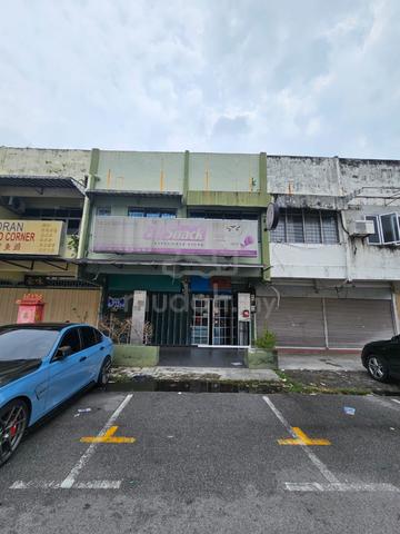2 and half story shop office in tmn gembira semenyih for sale 1