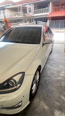 2012 Mercedes Benz C180 BlueEFCY 1.8 FACELIFT (A) - 3